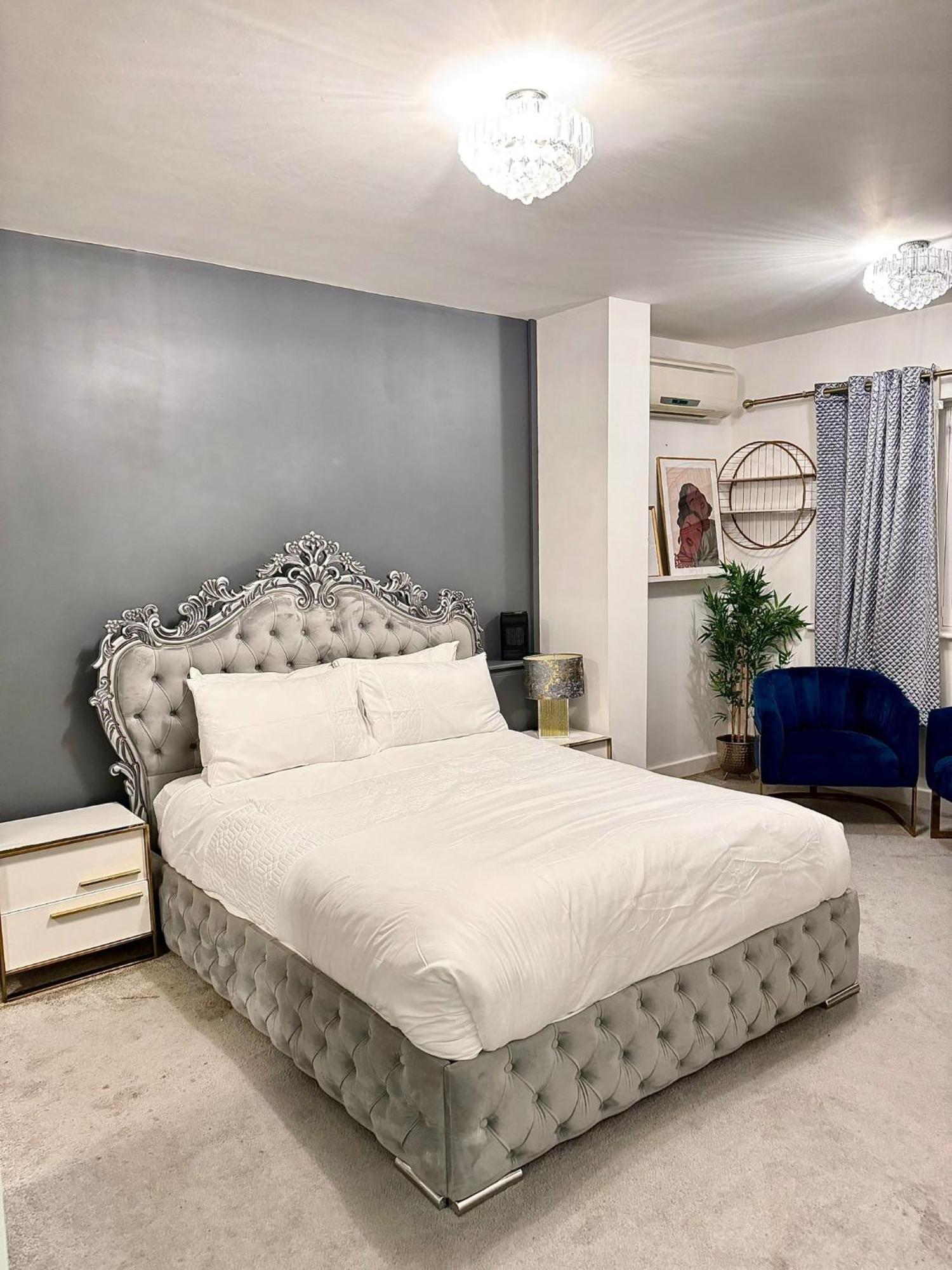 Deluxe Spacious King Size Room Hornchurch Ngoại thất bức ảnh